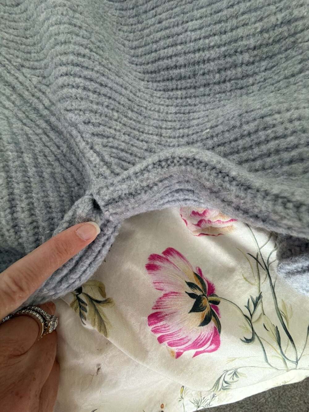 Abercrombie & Fitch Gray Chunky Ribbed Knit Button-Up Cardigan Sweater XS - Picture 5 of 5
